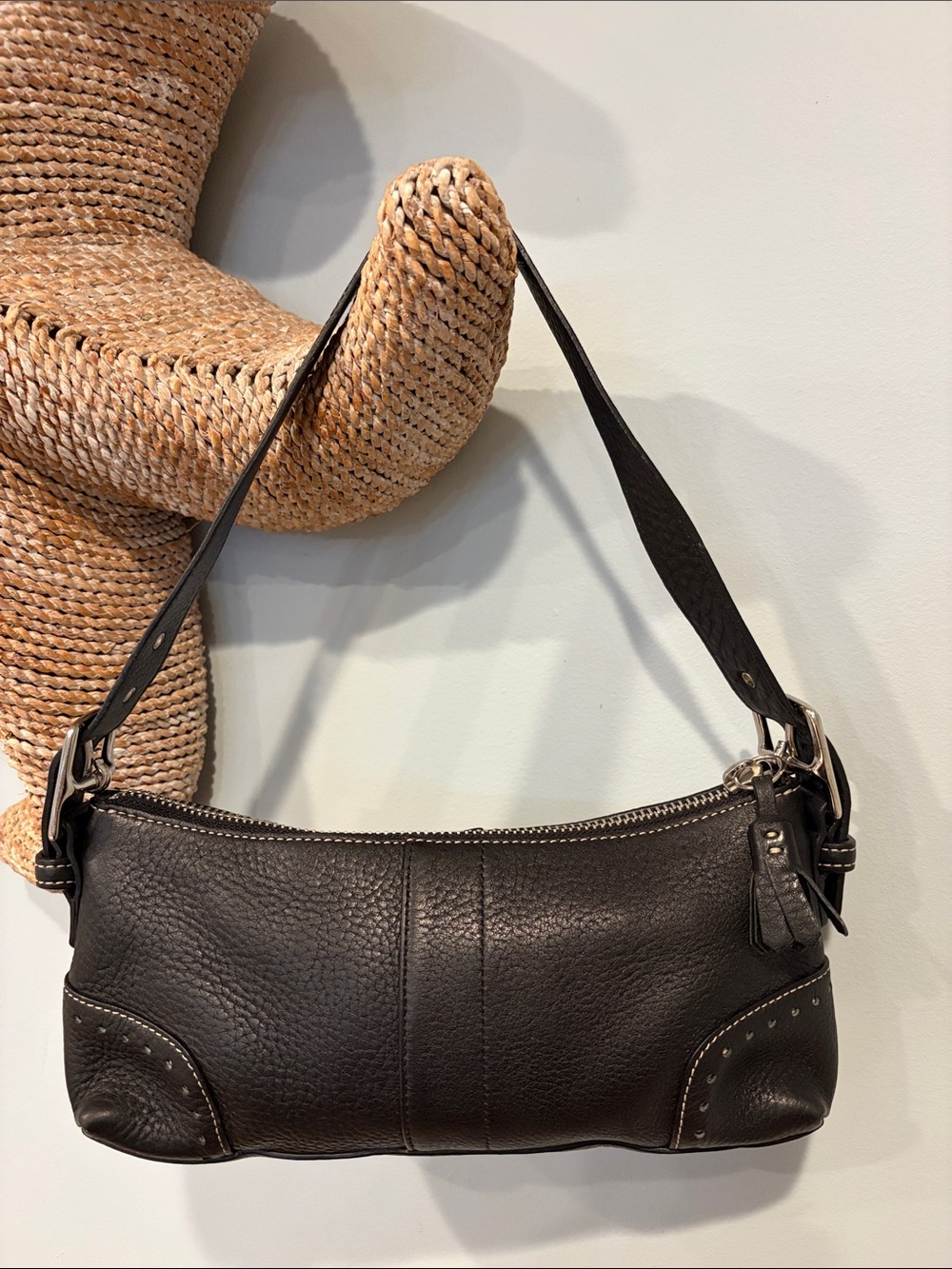 Coach Hamptons Vintage Y2K  Pebbled Black Leather Shoulder Bag